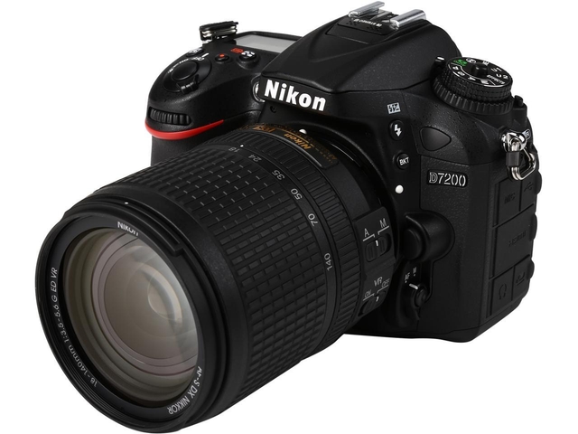 Nikon D7200 1555 Black